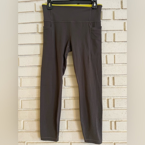 Athleta Stash Pockets Leggings‎ Gray/Yellow Medium Pattern Leg